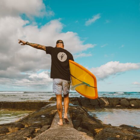 surfer-guy-1a-min surfer-guy-1a-min